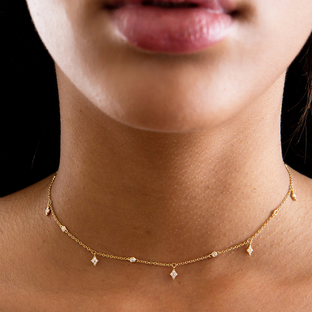 18K Gold Diamond Shaped Dangle Choker Necklace